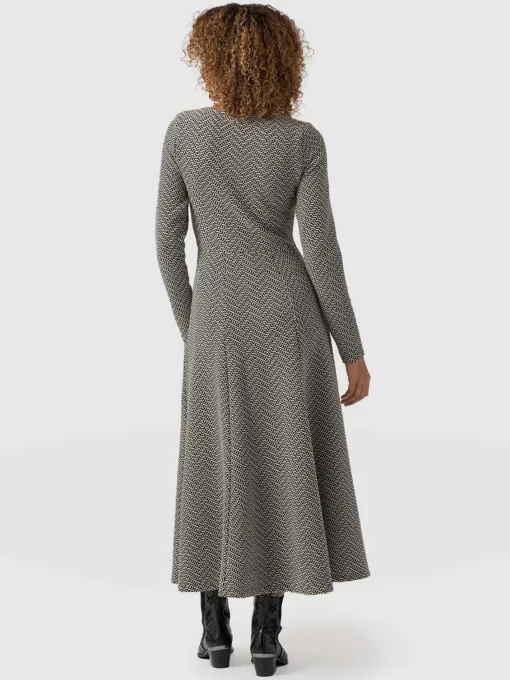 Saint and Sofia Darcey Flared Dress - Cream Lurex