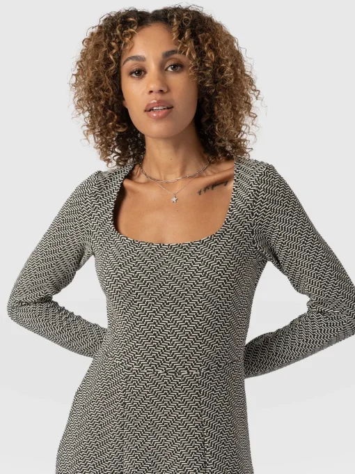 Saint and Sofia Darcey Flared Dress - Cream Lurex
