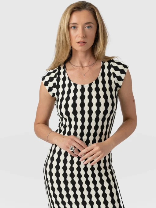 Saint and Sofia Elise Scoop Neck Midaxi Dress - Black/Cream