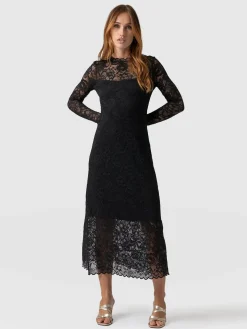 Saint and Sofia Runway Lace Dress - Black